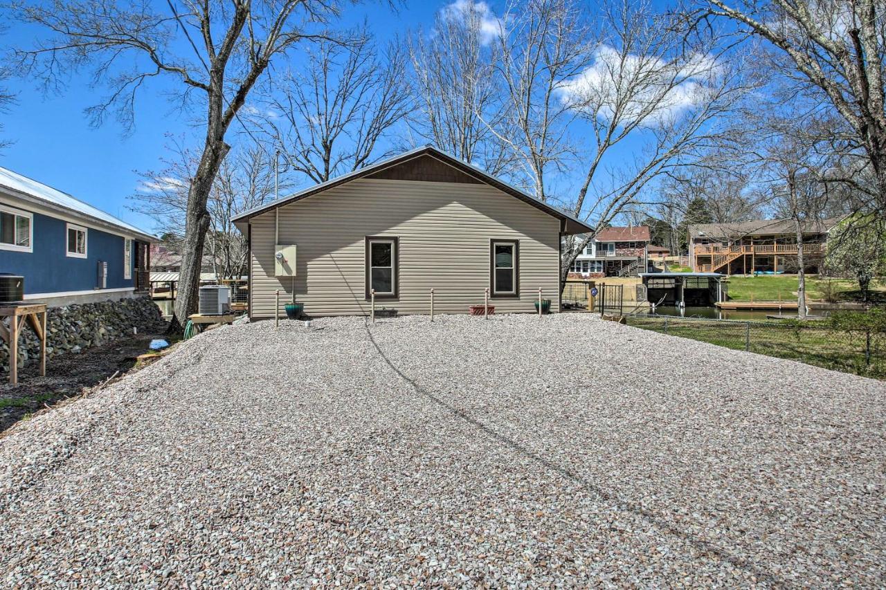 Waterfront Hot Springs Home With Kayaks And Boat Slip! Exterior photo